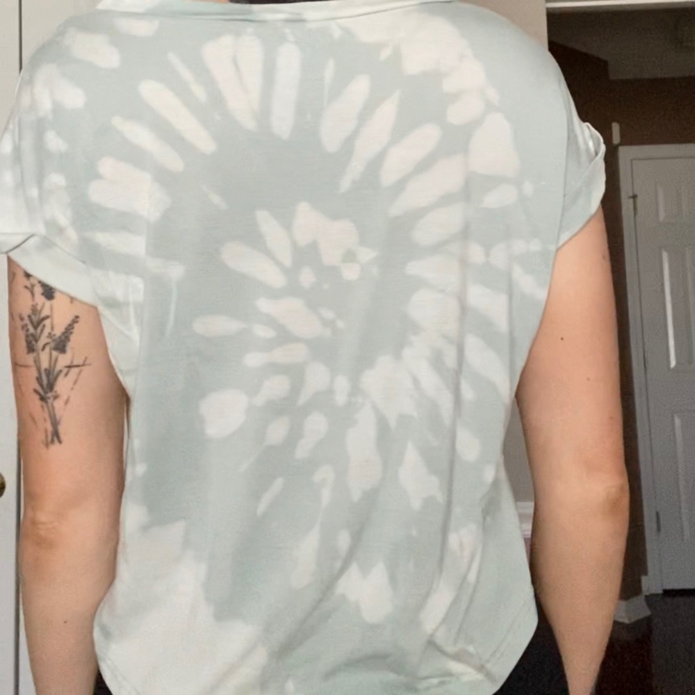 Bleached Crop Top - Picture 2 of 4